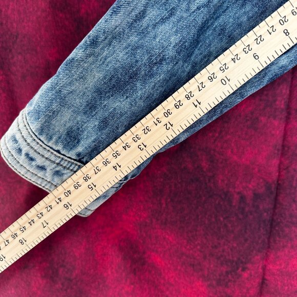 EXPRESS JEANS DENIM JACKET WOMEN'S, MEDIUM, BUTTON UP, POCKETS, DISTRESSED - Picture 12 of 14